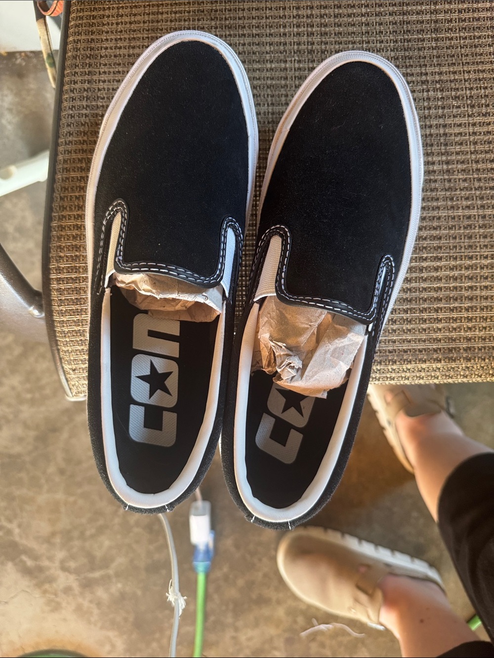 New converse slip on- Men’s 7.5- runs big